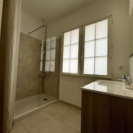 Hébergement de vacances Maison Rénovée Avec Cour, 6 Pers, Saint-denis-d'oléron - Fr-1-246a-332 Saint-Denis-dʼOléron